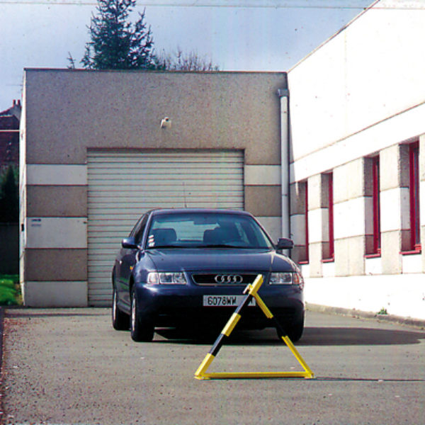 Barrière de parking rabattable standard Mottez B307P